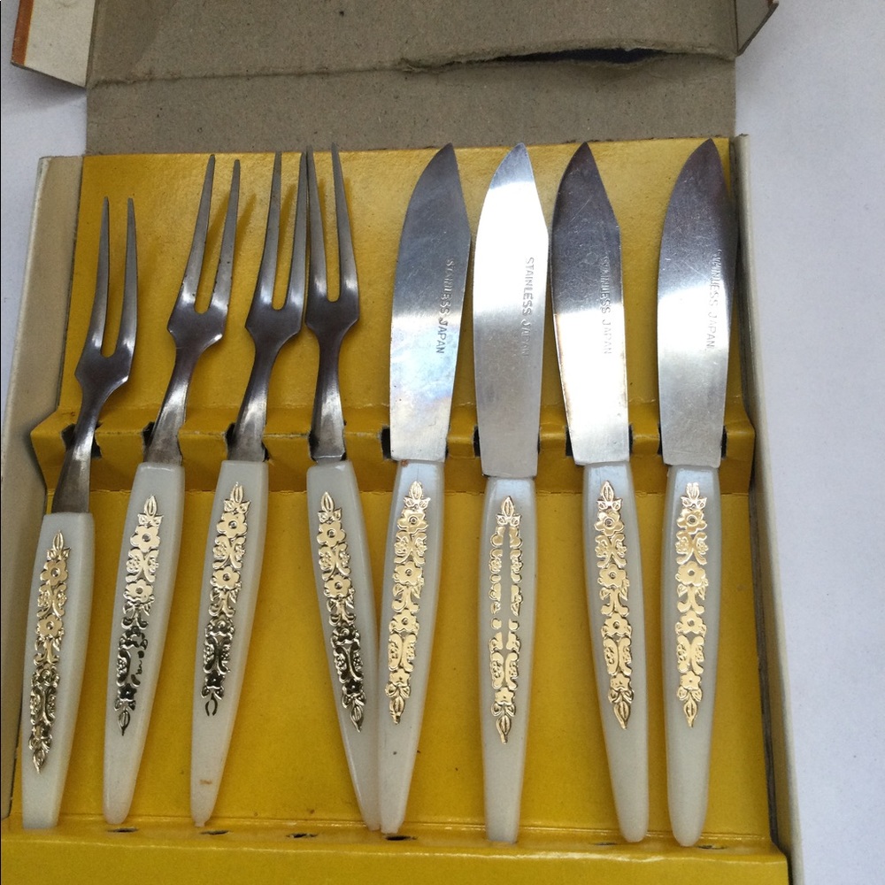 VTG Hostess Bake Lite Serving Set Fork & Knife